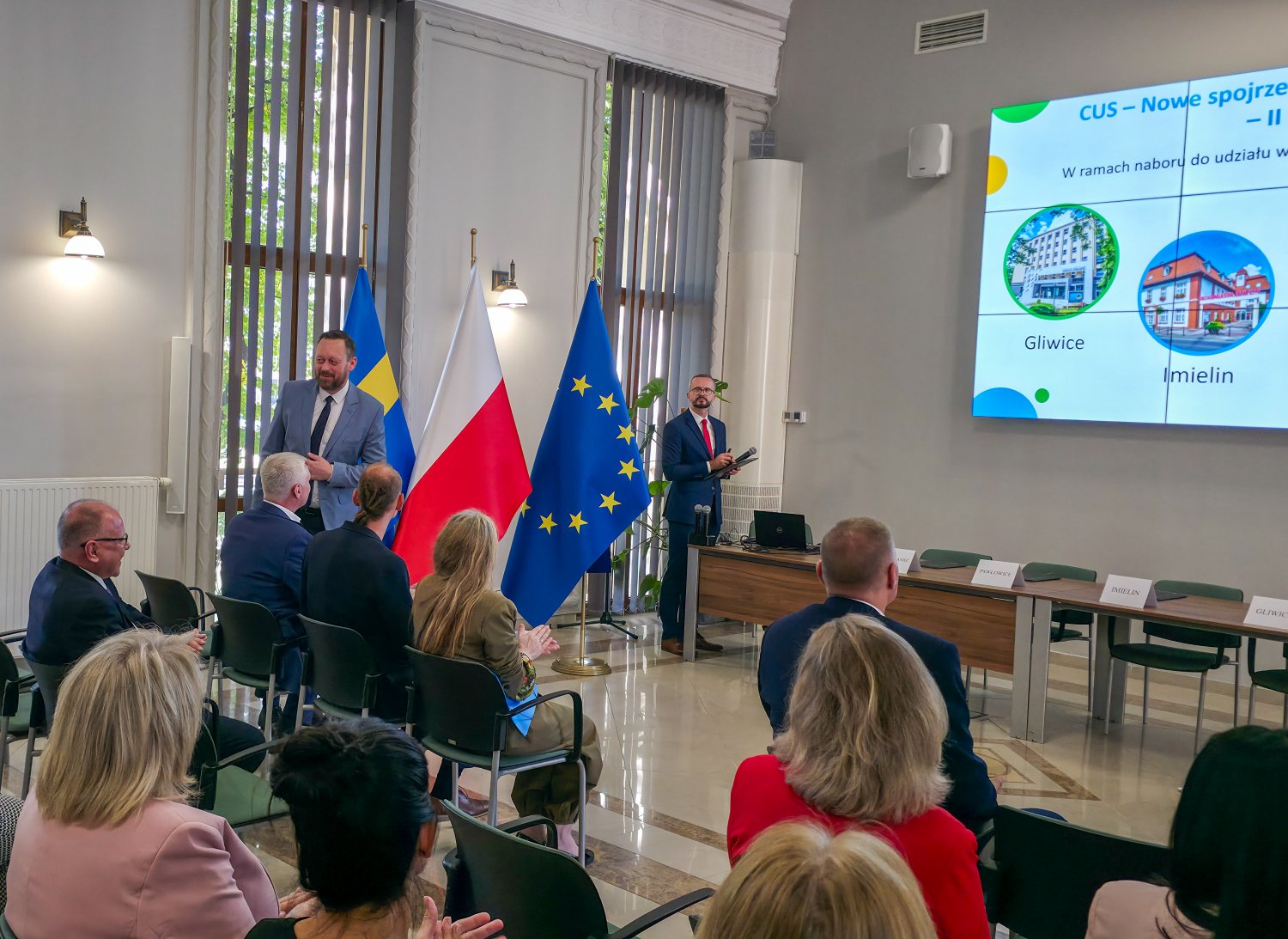 Przedstawiciele samorządów partnerskich podczas spotkania w Katowicach